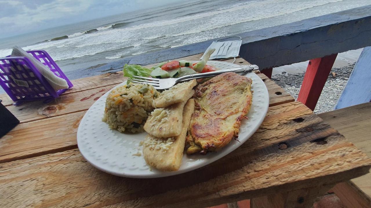 Hostal Club Mochilero 라 리베르타드 외부 사진